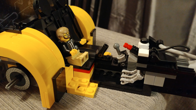 Illustration for article titled Thursday on the Thames: Lego Caterham 620R Review